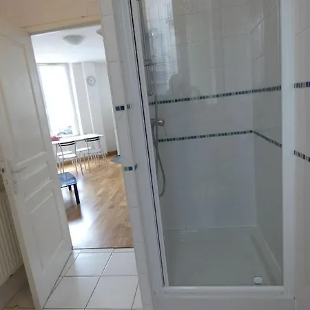 Appartement Charmant, Quartier Calme