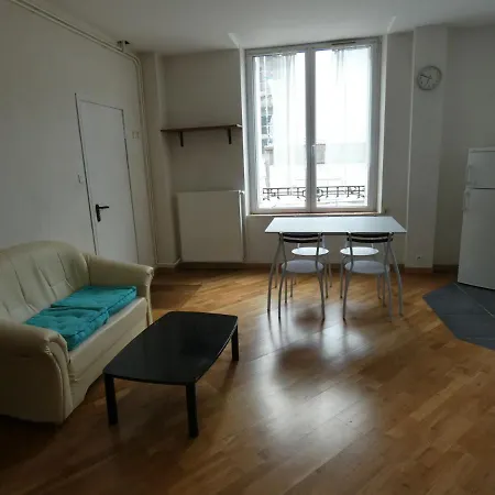 Charmant, Quartier Calme ナンシー