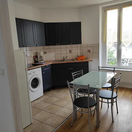 Charmants, Quartier Calme Apartment *