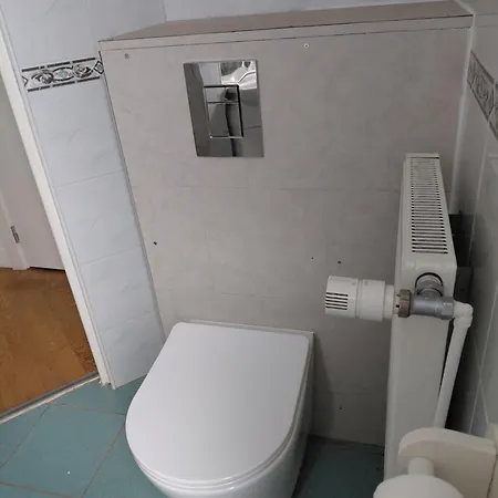 Apartment Charmants, Quartier Calme Nancy